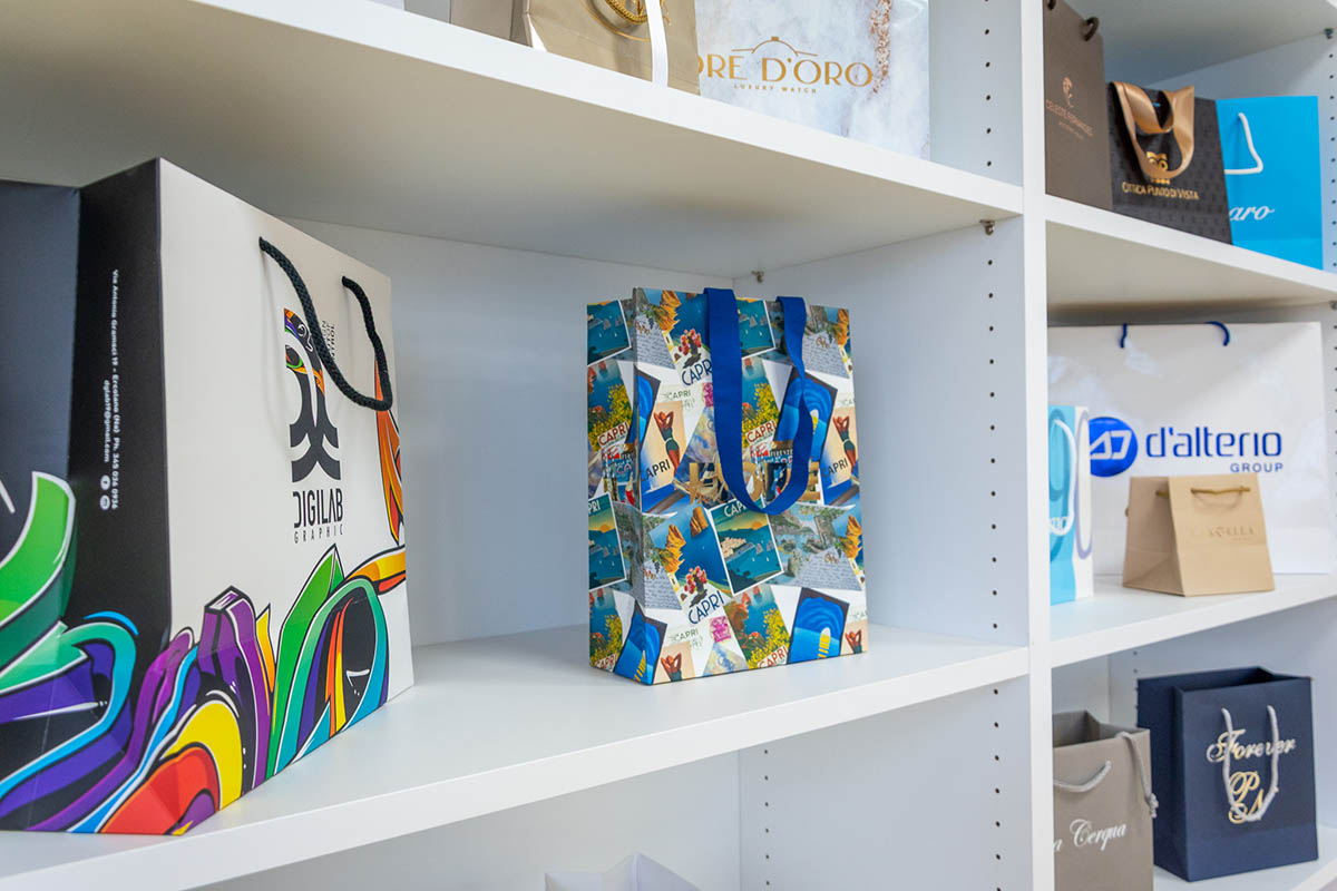 Packaging per negozi, scatole e shopper personalizzate